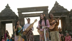 Soegi Bornean Buka Suara soal Tudingan Serakah Fanny Eks Vokalis