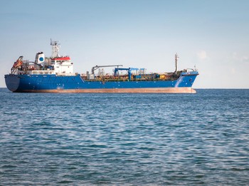 Di Balik Saham Kapal - Migas Terbang, Selat Hormuz Bisa Picu Kiamat
