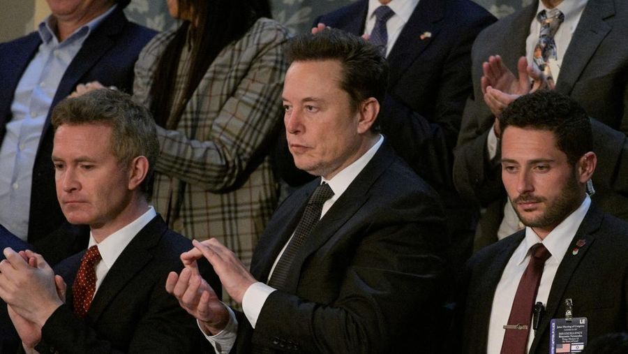 Elon Musk, CEO of SpaceX and Tesla, applauds as Israeli Prime Minister Benjamin Netanyahu addresses a joint meeting of Congress at the U.S. Capitol in Washington, U.S., July 24, 2024. REUTERS/Craig Hudson