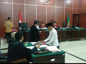 Divonis 4,5 Tahun Bui, Yogi Purwadi Terbukti Jual Cula Badak Jawa ke WN China