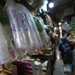 5 Cara Mudah Kurangi Paparan Mikroplastik Masuk ke Tubuh