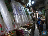 5 Cara Mudah Kurangi Paparan Mikroplastik Masuk ke Tubuh