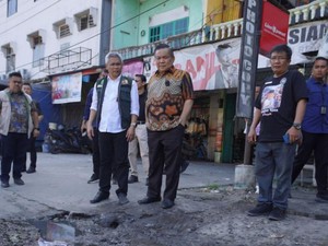 Pj Gubri SF Hariyanto Tinjau 4 Ruas Jalan di Kota Pekanbaru, Ini Alasannya