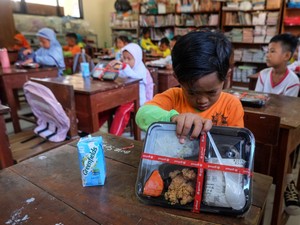Pengusaha Lokal Dijamin Dapat Cuan dari Program Makan Gratis Prabowo