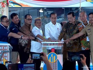 Jokowi Resmikan Kawasan Industri Batang, Titip Pesan untuk Luhut-Bahlil