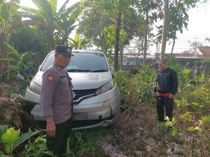 Penjelasan Polisi soal Mobil Nyasar ke Makam Saat Malam Jumat di Banyumas