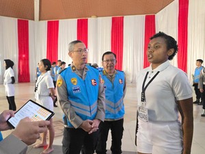 Analogi Busur Panah Penyemangat Putri Suku Oburauw Ikut Seleksi Taruni Akpol