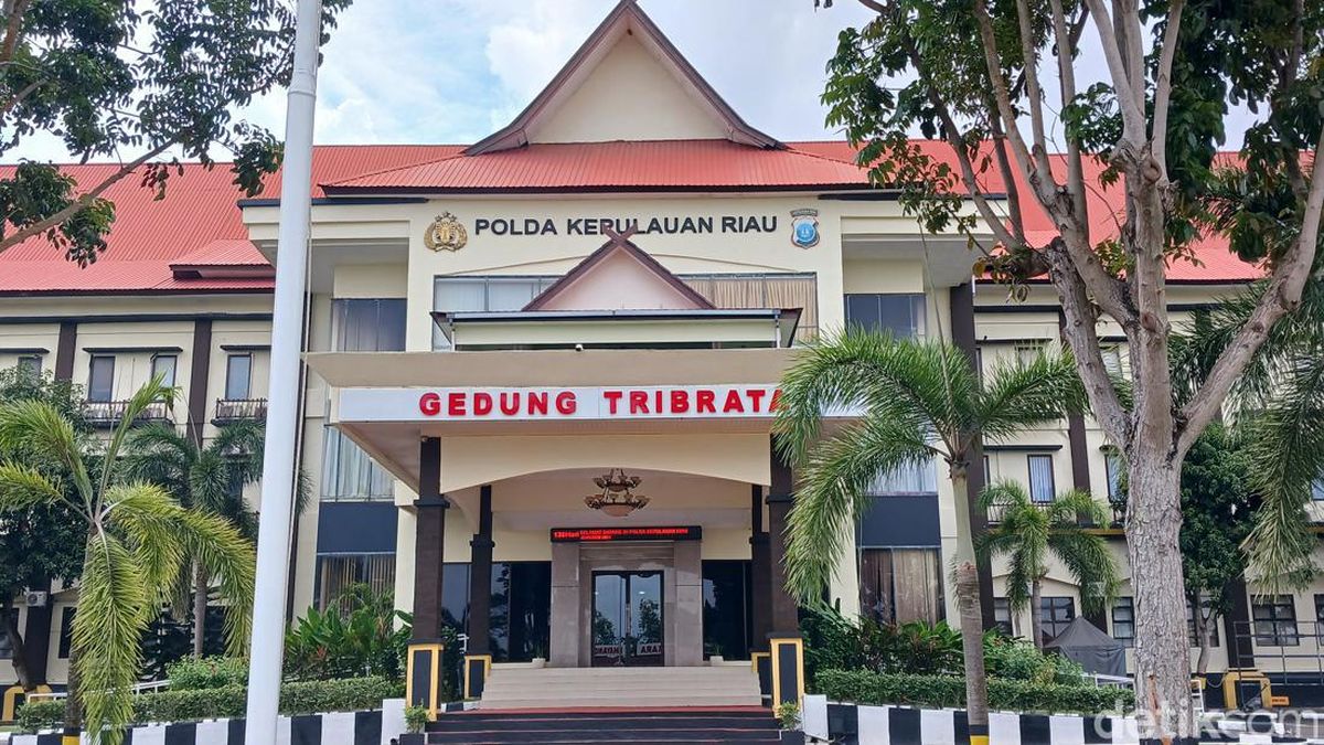 7 Pejabat Polda Kepri Dimutasi, Karo SDM hingga 2 Kapolres Berganti