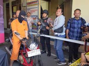 Pria di Tulungagung Ditangkap gegara Begal Payudara, Ngaku 25 Kali Beraksi