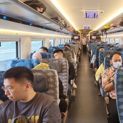 Mau Dapat Tiket Murah KA Cepat Whoosh di Libur Panjang? Begini Caranya