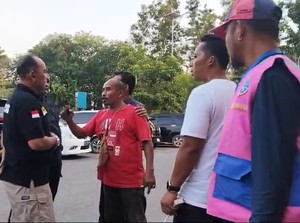 Anggota Ormas Ngamuk Depan Kadishub Batam gegara Ditangkap Meski Sudah Nyetor