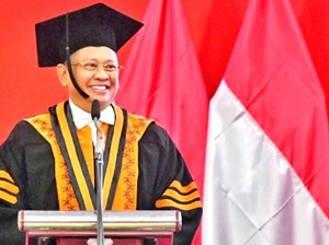 Bermartabat jika Menyoal Kurangnya Tenaga Pendidik