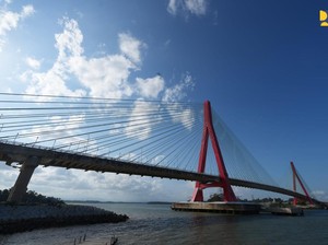 Menara Jembatan Pulau Balang Terpanjang Kedua, Cuma Kalah dari Suramadu