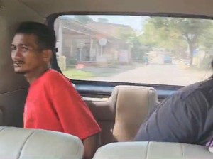 Momen Maling di Wajo BAB Dalam Mobil Saat Diciduk Bikin Polisi Emosi