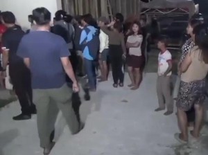 2 Remaja di Gowa Diamuk Massa gegara Lempar Rumah Warga, Polisi Amankan