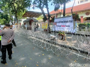 Jaksa Ternyata Belum Terima Salinan Putusan Bebas Ronald dari PN Surabaya