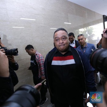 Potret Ketua BP2MI Penuhi Panggilan Bareskrim Terkait Sosok Inisial T