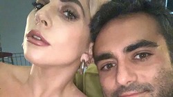 Lady Gaga Ngaku Sudah Tunangan dengan Michael Polansky
