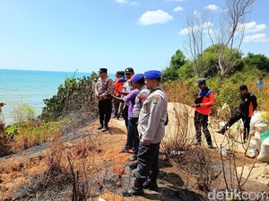 Perahu Terdampar di Pamekasan Diduga Milik Nelayan Sampang Jatuh ke Laut