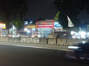 Sebagian Separator Busway di Mampang Tak Dipasang, Warga: Sudah 3 Pekan
