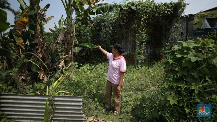 Foto udara suasana Perum Karawang Baru, di Desa Karanganyar, Kecamatan Klari, Karawang, Jawa Barat, Senin (29/7/2024). (CNBC Indonesia/Tri Susilo)