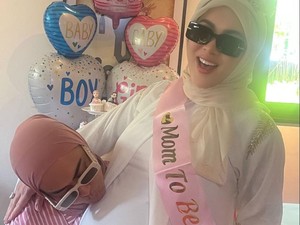 Syahrini Tegaskan Tak Gelar Baby Shower, Cuma Makan Siang Biasa