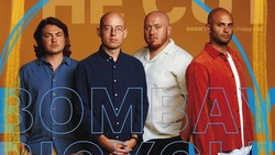 Bombay Bicycle Club Siapkan Pakaian untuk Panas Jakarta