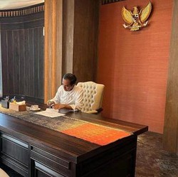 Bos PCO Luruskan Kabar Jokowi Bakal Berada di IKN Hingga 20 Oktober