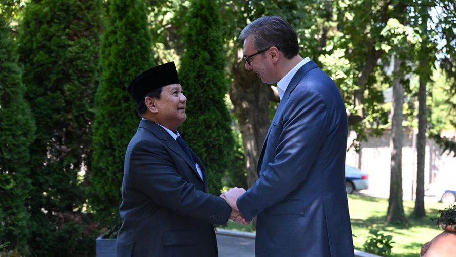 Menteri Pertahanan Prabowo Subianto melakukan kunjungan kerja ke Serbia, dan bertemu dengan Presiden Republik Serbia, H.E. Mr. Aleksandar Vučić, Senin (29/7/2024). (X @Kemhan_RI)