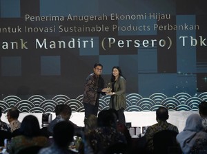 Bank Mandiri Hadirkan Kartu Ramah Lingkungan untuk Tekan Emisi