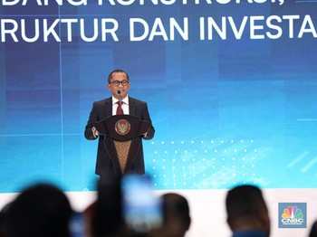 Puja Puji Ketua GAPENSI ke Bapak Konstruksi RI