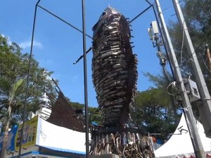 Kapolrestabes Makassar Resmikan Tugu Ikan dari Knalpot Brong