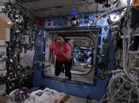 Kulit Astronaut Merah dan Sering Radang, Alasannya Tak Kasat Mata
