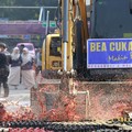 Bea Cukai Musnahkan Ratusan Ribu Botol Miras & Jutaan Rokok Rp165 M