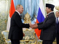 Top! Putin Sambut Prabowo di Moskow, Sebut 'Sahabat' Rusia