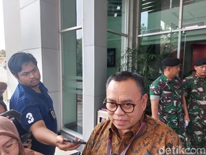 Selesai Tes Tulis Capim KPK, Sudirman Said Pede Bersaing dengan Petahana
