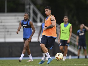Usai Heboh Rasisme, Enzo Fernandez Jadi Wakil Kapten Chelsea?