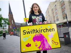Kota Ini Ganti Nama Jadi Swiftkirchen, Pelatnya Diburu 1.400 Swifties