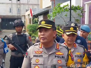 Ini Deretan Barang Bukti yang Disita dari Terduga Teroris di Kota Batu