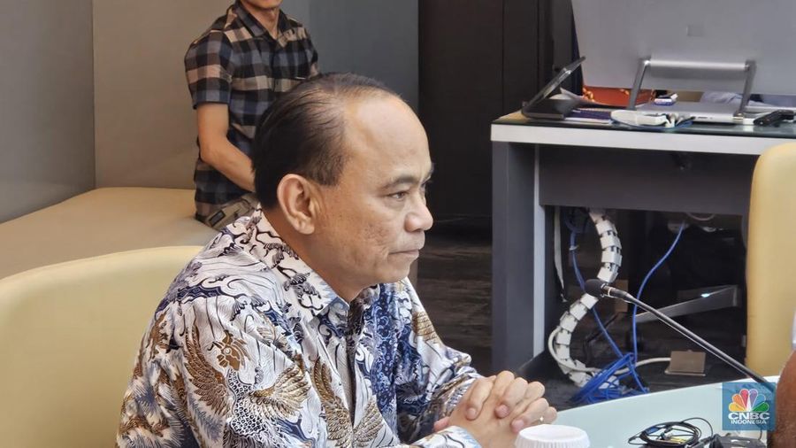Konferensi Pers Menteri Komunikasi dan Informatika (Menkominfo) Budi Arie Setiadi soal Pemberantasan Judi Online, Kamis (1/8/2024) di Gedung Kementerian Kominfo, Jakarta, Kamis (1/8/2024). (CNBC Indonesia/Intan)