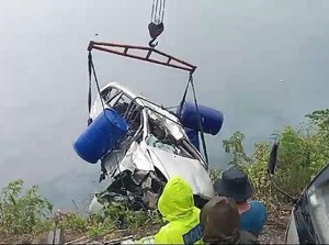 Mobil Kades Tewas Terjun ke Danau Toba Dievakuasi, Begini Kondisinya