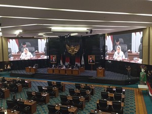 Heru Budi Pidato soal Raperda RTRW di Paripurna, 5 Pimpinan DPRD DKI Hadir