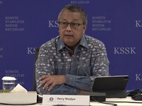 Bos BI Ungkap Alasan Mulai Jatuhnya Dolar AS & Rupiah Perkasa