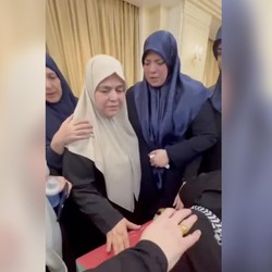 Pilu, Saat Istri Ismail Haniyeh Ucap Salam Terakhir-Panggil Kekasih