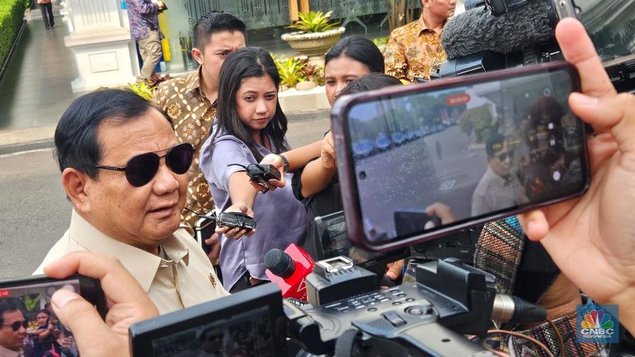 Menteri Pertahanan Prabowo Subianto di Istana Kepresidenan Jakarta, Jumat (2/8/2024). (²©²ÊÍøÕ¾/Emir Yanwardhana)