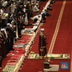 Cara Mencari Arah Kiblat Pakai HP, Akurat di Mana Saja