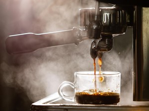 6 Perubahan yang Terjadi pada Tubuh saat Minum Kopi Tiap Hari