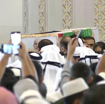 Potret Mengharukan Pemakaman Pimpinan Hamas Haniyeh di Doha