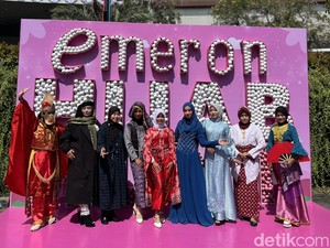 Aksi Stand Up Comedy Ibu 3 Anak hingga Drama Tablo di Audisi Emeron Hijab Hunt