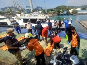 5 Nelayan Ditemukan Bareng 6 Jenazah dalam Kapal di Merak Masih Dirawat
